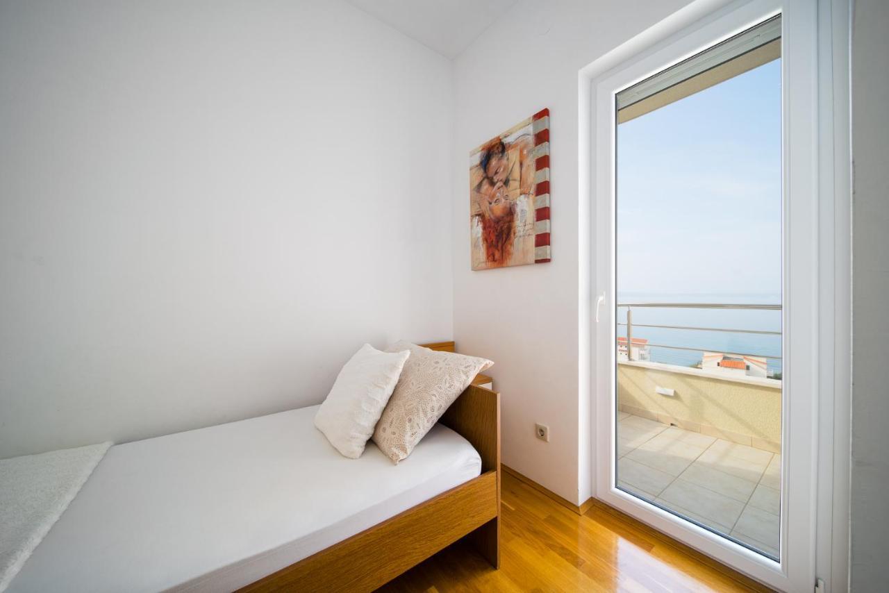 Apartment Toma Подстрана Экстерьер фото