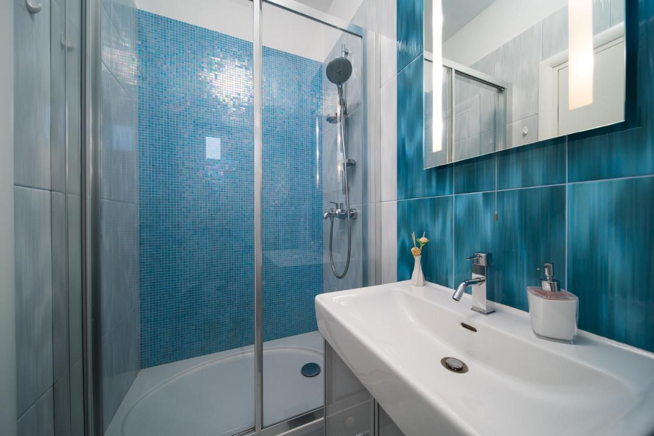 Apartment Toma Подстрана Экстерьер фото