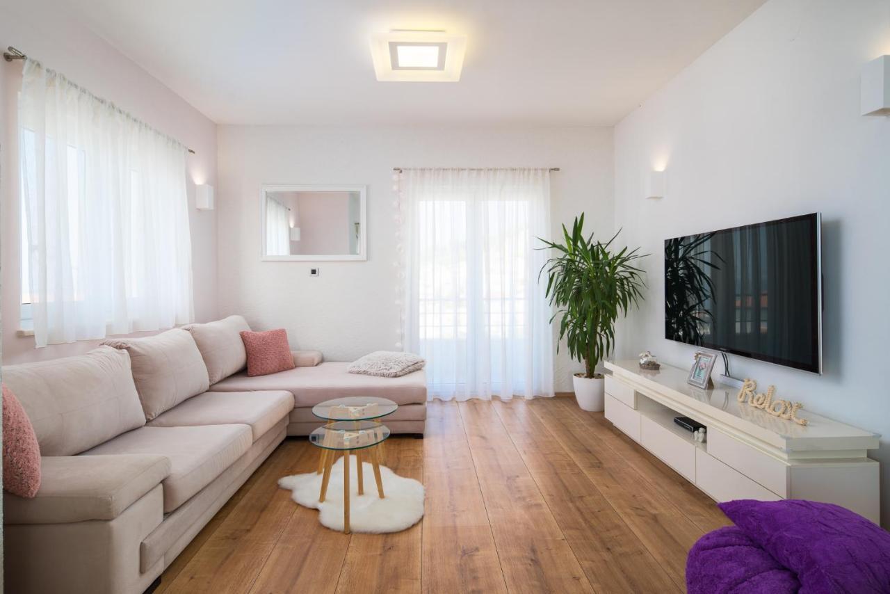 Apartment Toma Подстрана Экстерьер фото