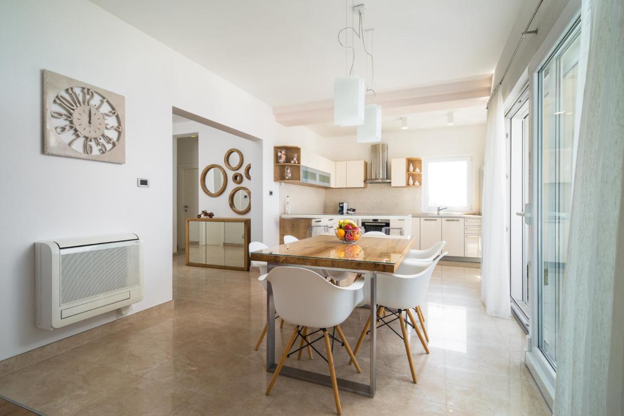 Apartment Toma Подстрана Экстерьер фото